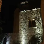Tour Sarrazine De فندق مبيت وإفطار