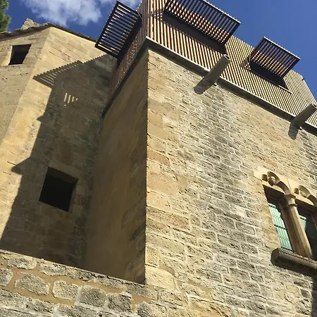Tour Sarrazine De Bed & Breakfast Montaren-et-Saint-Mediers