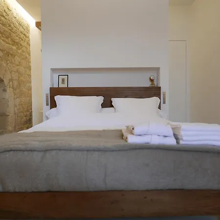 Tour Sarrazine De Bed and breakfast 4*
