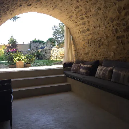 Tour Sarrazine De Bed and breakfast Montaren-et-Saint-Médiers