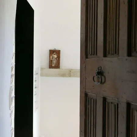 Tour Sarrazine De Montaren-et-Saint-Médiers