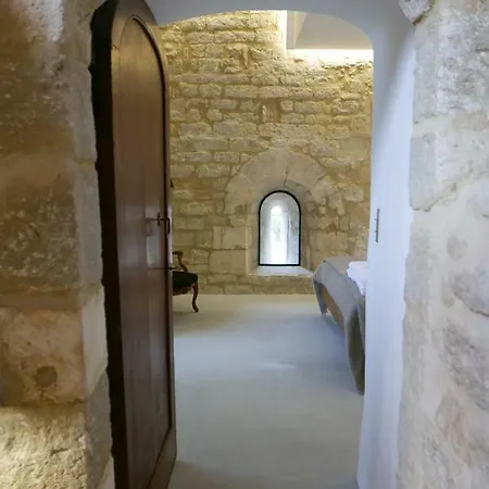 Bed and breakfast Tour Sarrazine De