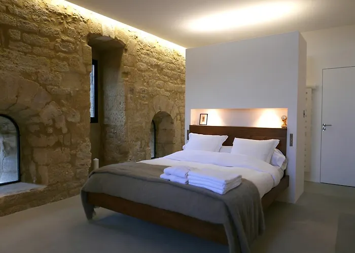 Tour Sarrazine De 4*