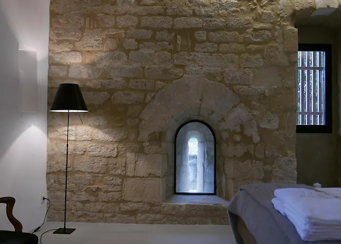 Tour Sarrazine De 4*