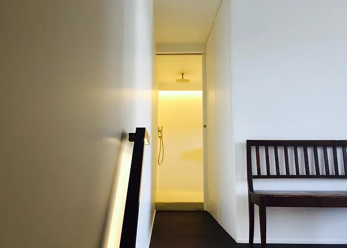 Tour Sarrazine De Couette-café