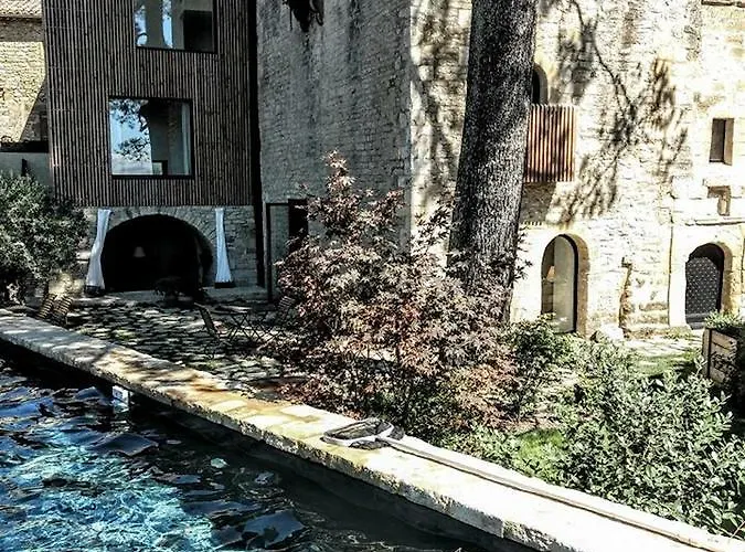 Tour Sarrazine De 4*